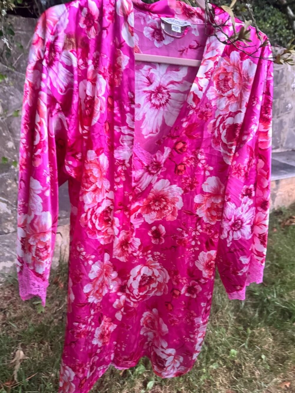 In Bloom by Jonquil M/L Hot Pink Floral Robe Chemise 2 Pc Lace Lingerie Set